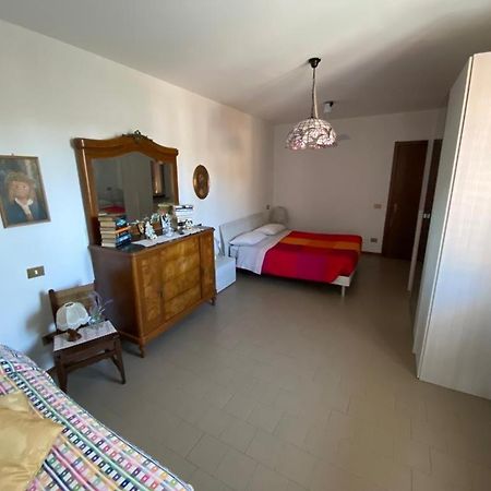 Villa Gloria'S House à Zerbolo Extérieur photo