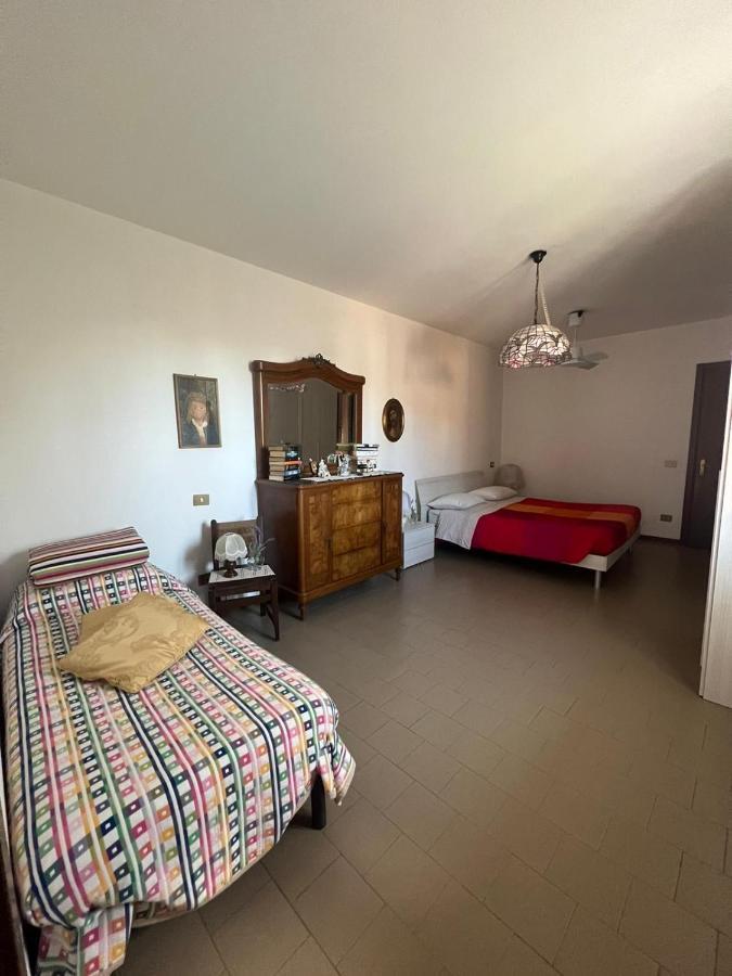 Villa Gloria'S House à Zerbolo Extérieur photo