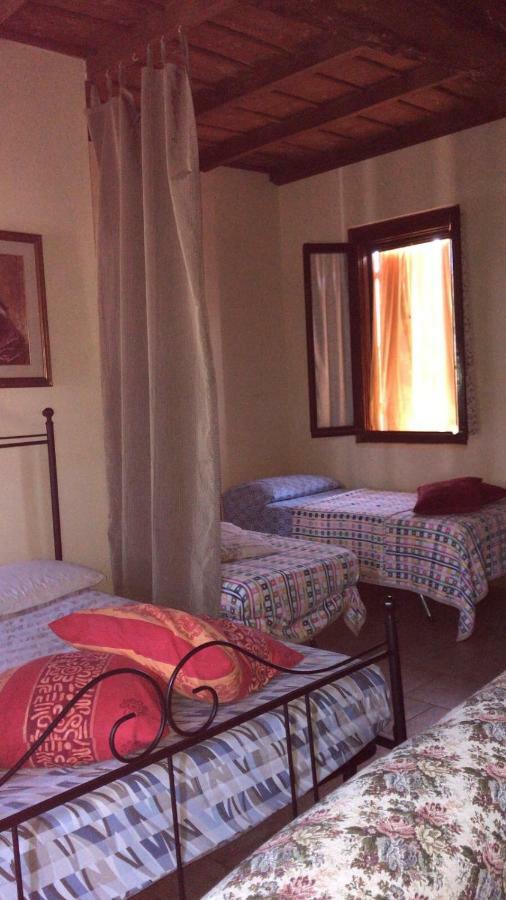 Villa Gloria'S House à Zerbolo Extérieur photo